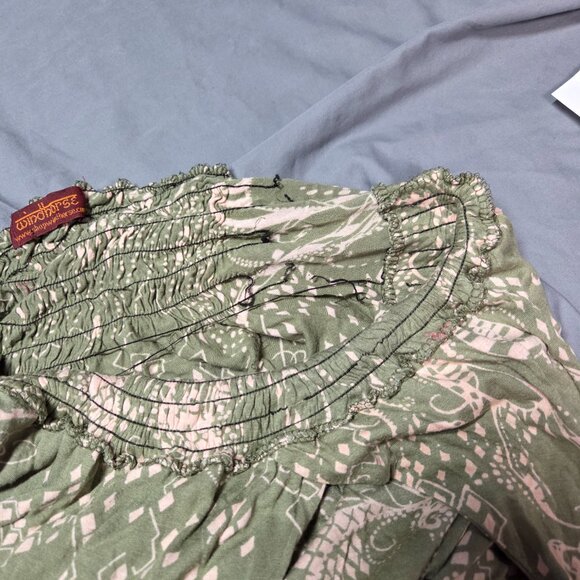 Windhorse Green Maxi Dress with Smocked Waist – Size Appears Large - Picture 6 of 7